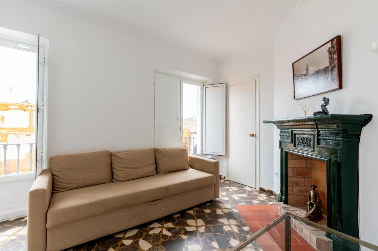 Aoa Conde De Ibarra Apartment Sevilla Exteriör bild