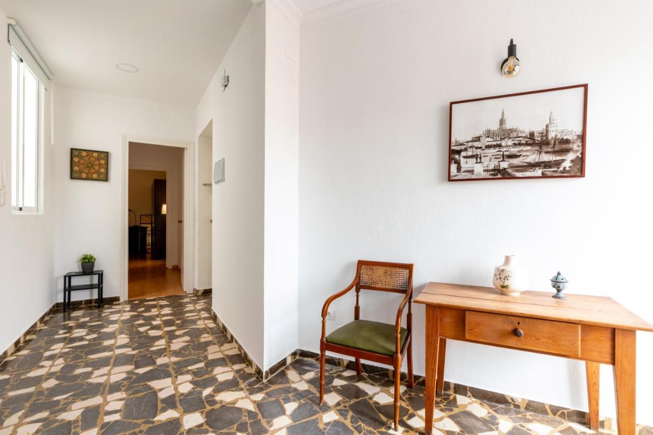 Aoa Conde De Ibarra Apartment Sevilla Exteriör bild